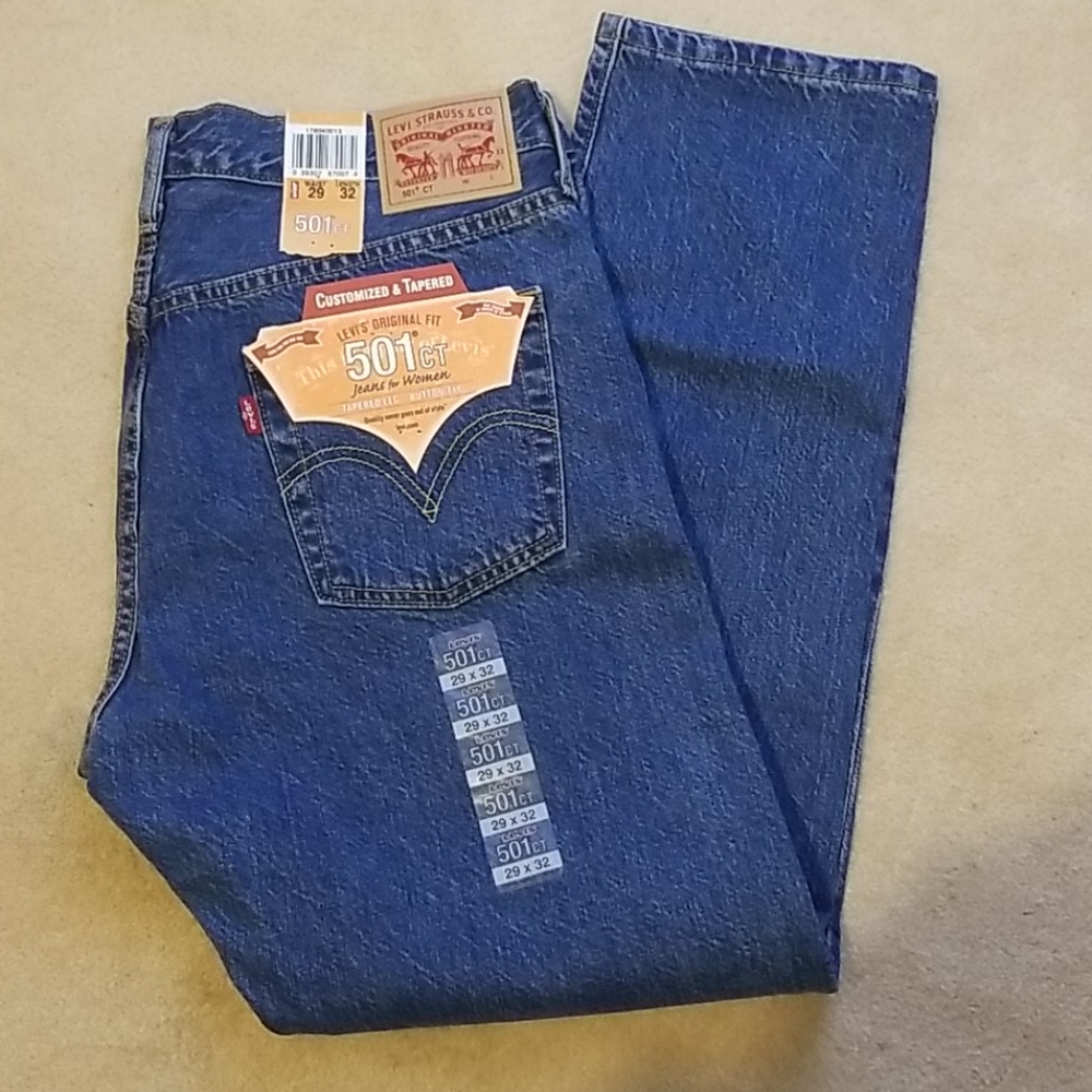 Levi's Tapered Leg Jean